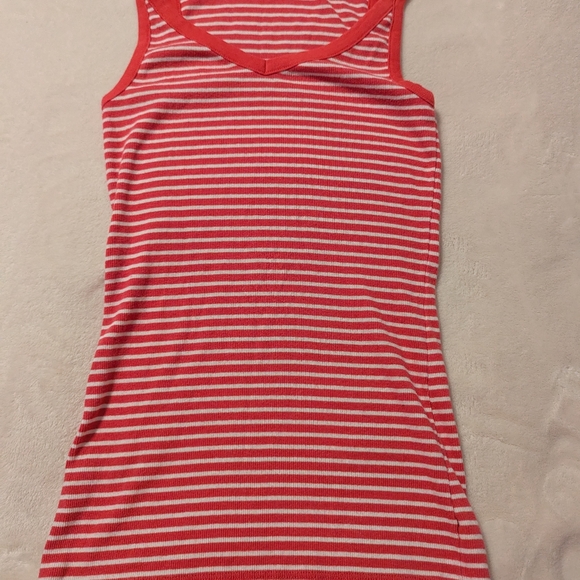 Gap Women's Tank Top - Picture 6 of 11
